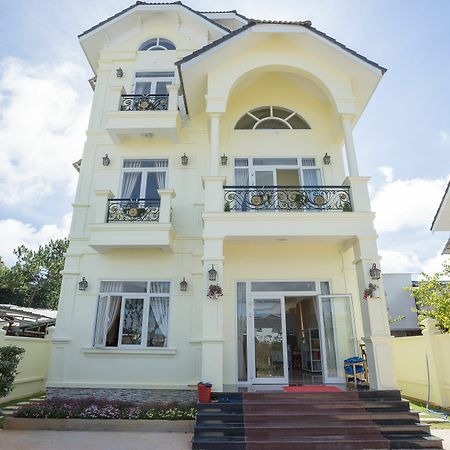 Biet Thu Du Lich Atiso Apartment Da Lat Exterior photo