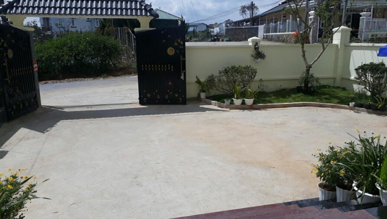 Biet Thu Du Lich Atiso Apartment Da Lat Exterior photo